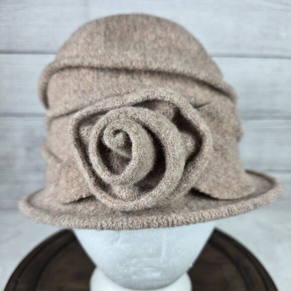 Scala Handmade Women's Knit Stacked Hat Tan Size OS 100% Wool Rose - Picture 2 of 8